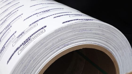 AA3003 1.00mm Espessura 131mm Larga Branca Pre-pintada bobina de alumínio Cor revestida de carta de canal bobina de alumínio para publicidade