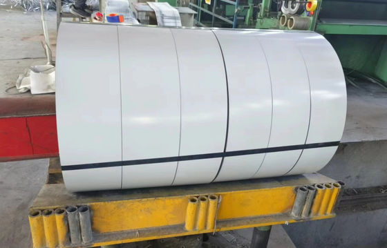 Ligação 3003 1,00 mm Espessura de alumínio pré-pintado Faixa de alumínio de cor branca brilhante alta bobina de alumínio usada para a fabricação de cartas de canal