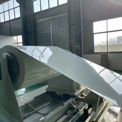 Empilhadeira de alumínio pré-pintada de alto desempenho para aplicações de ponta