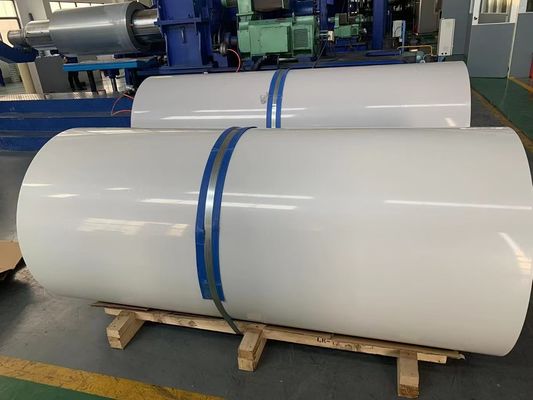 Alumínio revestido de alto brilho Folha de PE revestida de branco largura 2600mm usado em Automotive