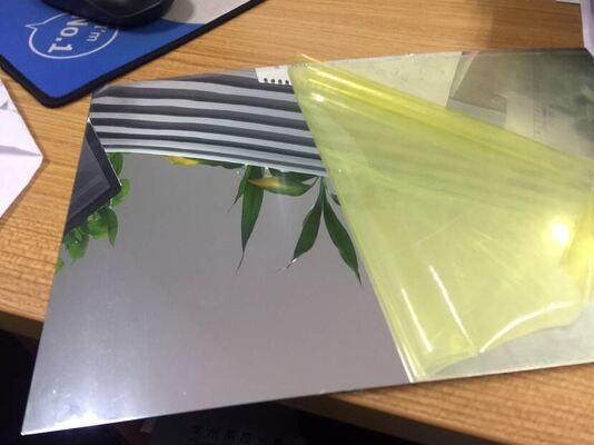 Liga 1085 cor de alumínio do ouro da folha do revestimento do espelho da espessura 0.50mm usada para o painel home da decoração