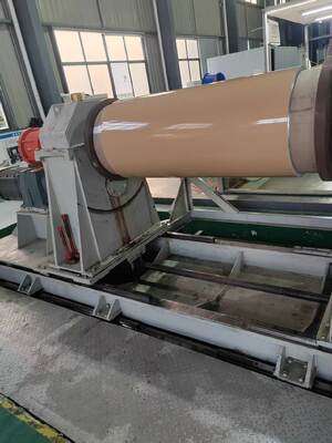 Bobina de alumínio pré-pintada de liga 3105 H24 de 1 milímetro de espessura, durável, com revestimento de tinta PVDF para telhados