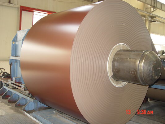 Chapa de Alumínio Pintada com Fluorocarbono de Tripla Camada em Liga 5052 na Cor Dourado Champanhe Metálico Personalizado