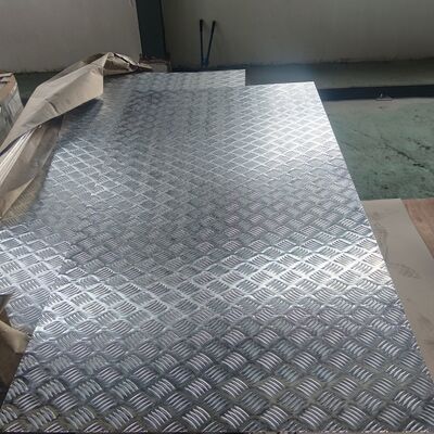 Placa verificadora de alumínio em liga de alumínio 1050 para caixas de ferramentas | Espessura 1,2–3,0 mm | Largura 1.000–1.500 mm | Padrão de cinco barras ou diamante | Acabamento fresado ou polido